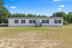 4694 Mt Zion Church Rd, Maxton, NC 28364 - Photo 28