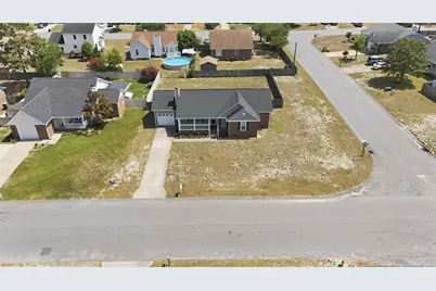 627 Sunnybrook Drive, Hope Mills, NC 28348 - Photo 2