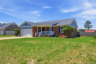 208 Laketree Blvd, Spring Lake, NC 28390 - Photo 2