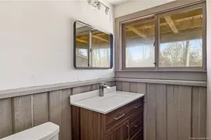 10765 Barker Ten Mile Rd, Saint Pauls, NC 28384 - Photo 24