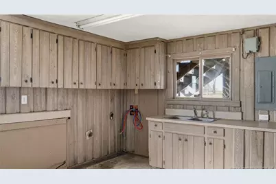 10765 Barker Ten Mile Road, Saint Pauls, NC 28384 - Photo 28