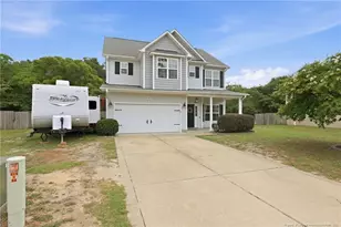 5820 Crepe Myrtle Dr, Hope Mills, NC 28348 - Photo 2