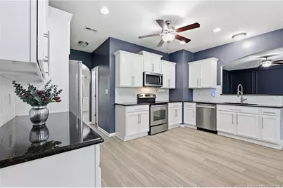 5820 Crepe Myrtle Drive, Hope Mills, NC 28348 - Photo 16
