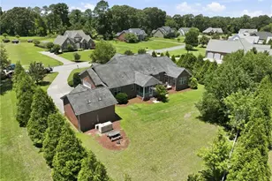 3835 Heartpine Dr, Fayetteville, NC 28306 - Photo 44