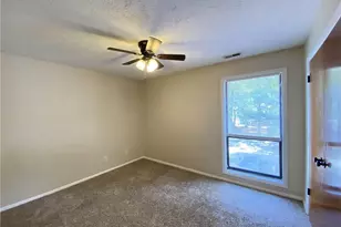 1853 Tryon Dr, Fayetteville, NC 28303 - Photo 2