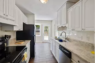 110 Damson Ct, Raeford, NC 28376 - Photo 10