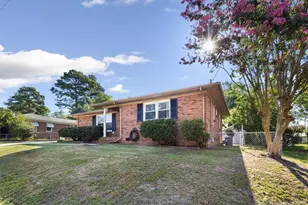 713 Glensford Dr, Fayetteville, NC 28314 - Photo 4
