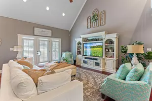 101 E Royal St, Salemburg, NC 28385 - Photo 6