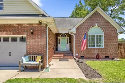 365 Chestnut Drive, Raeford, NC 28376 - Photo 4