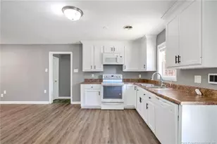 913 Montclair Rd, Fayetteville, NC 28314 - Photo 6