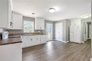 913 Montclair Rd, Fayetteville, NC 28314 - Photo 8