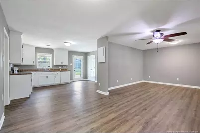 913 Montclair Road, Fayetteville, NC 28314 - Photo 4