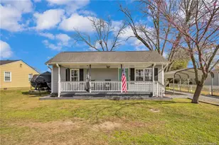 191 S Green St, Parkton, NC 28371 - Photo 2