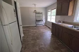 434 Homestead Dr, Fayetteville, NC 28303 - Photo 6