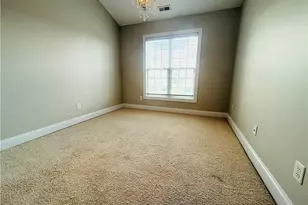 5802 Kessinger Ct, Hope Mills, NC 28348 - Photo 18