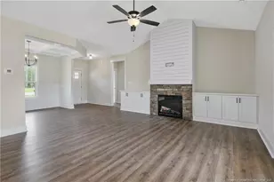 1038 White Plains Dr, Fayetteville, NC 28312 - Photo 8