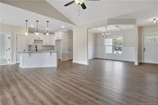 1038 White Plains Dr, Fayetteville, NC 28312 - Photo 4