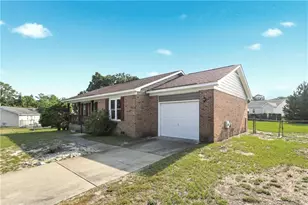 4579 Cripplecreek Ct, Fayetteville, NC 28306 - Photo 2