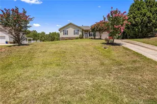 212 Loxley Ln, Sanford, NC 27330 - Photo 1