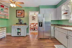 412 Pittman St, Fairmont, NC 28340 - Photo 4