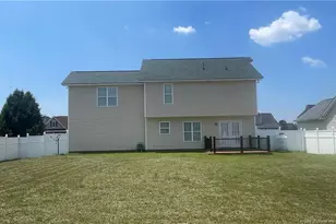261 Ivy Stone Dr, Raeford, NC 28376 - Photo 4