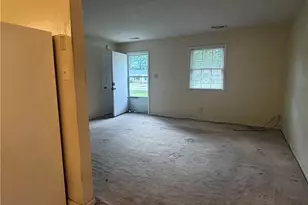 6612 Amanda Cir, Fayetteville, NC 28304 - Photo 4