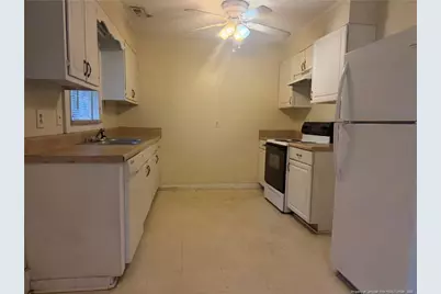 6612 Amanda Circle, Fayetteville, NC 28304 - Photo 8