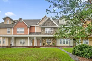 913 Cora Lee Dr, Fayetteville, NC 28303 - Photo 1