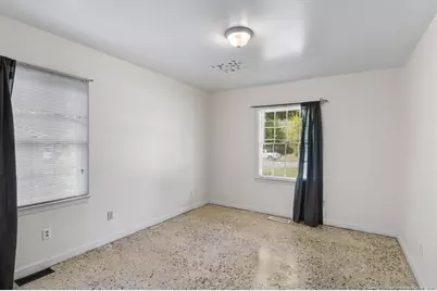 1946 Forest Hills Drive, Fayetteville, NC 28303 - Photo 26