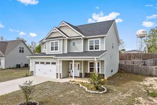 216 Weston Woods St, Raeford, NC 28376 - Photo 2