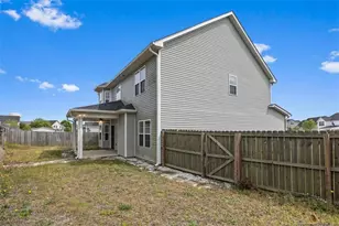 216 Weston Woods St, Raeford, NC 28376 - Photo 34