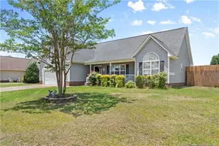 5946 Lillytrotter Dr, Hope Mills, NC 28348 - Photo 4