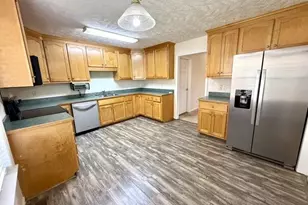 6808 Jacobs Creek Cir, Fayetteville, NC 28304 - Photo 8