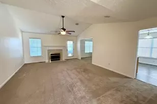 6808 Jacobs Creek Cir, Fayetteville, NC 28304 - Photo 4