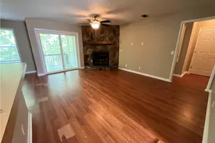 1025 Wood Creek Dr, Fayetteville, NC 28314 - Photo 6