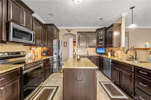 605 Oakridge Dr, Raeford, NC 28376 - Photo 12