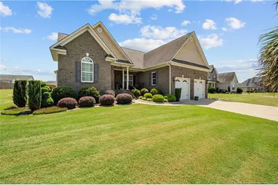 605 Oakridge Drive, Raeford, NC 28376 - Photo 2