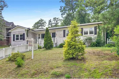 805 Shadowlawn Drive, Fayetteville, NC 28303 - Photo 4