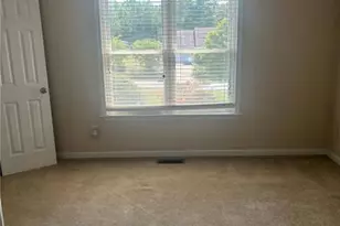 124 Sycamore Ct, Benson, NC 27504 - Photo 10