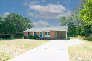 3202 Brinkley Dr, Spring Lake, NC 28390 - Photo 2