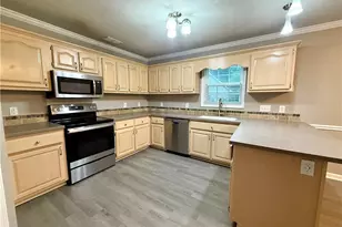 6509 Van Nobbing Ct, Fayetteville, NC 28306 - Photo 8