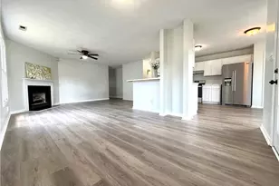 4229 Buckhurst Dr, Hope Mills, NC 28348 - Photo 6