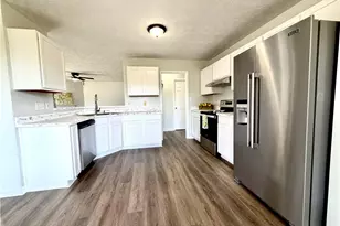 4229 Buckhurst Dr, Hope Mills, NC 28348 - Photo 12