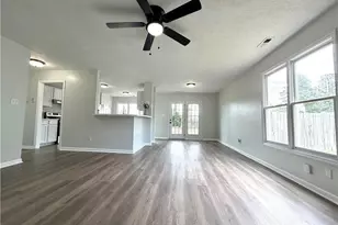 4229 Buckhurst Dr, Hope Mills, NC 28348 - Photo 4