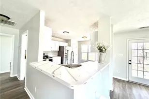4229 Buckhurst Dr, Hope Mills, NC 28348 - Photo 8