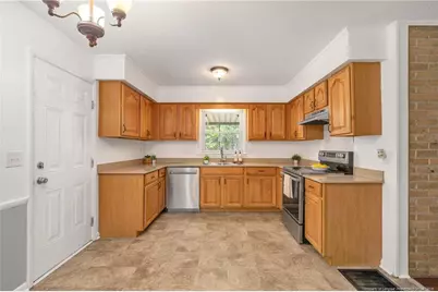 7110 Enfield Drive, Fayetteville, NC 28303 - Photo 14