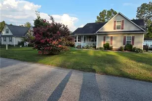 4611 Salem Prince Dr, Hope Mills, NC 28348 - Photo 2