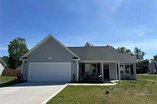 21 Cardinal Dr, Parkton, NC 28371 - Photo 2