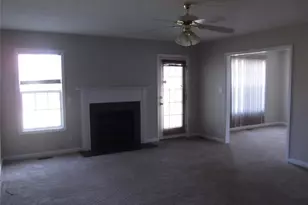 2937 Piney Mountain Dr, Hope Mills, NC 28348 - Photo 4