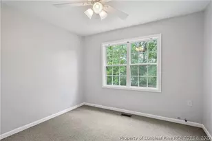 366 Colonial Hills Dr, Lillington, NC 27546 - Photo 8